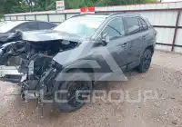 2021 Toyota RAV4 фото