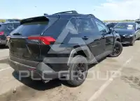 2021 Toyota RAV4 фото