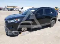 2021 Toyota RAV4 фото
