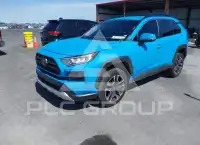 2021 Toyota RAV4 фото