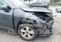 2021 Toyota RAV4 фото
