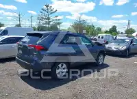 2021 Toyota RAV4 фото