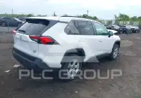 2021 Toyota RAV4 фото