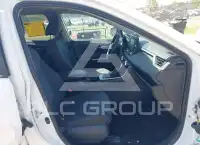 2021 Toyota RAV4 фото
