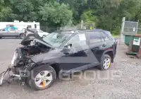 2021 Toyota RAV4 фото