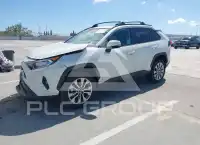 2021 Toyota RAV4 фото