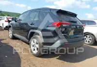 2021 Toyota RAV4 фото