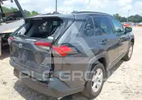 2021 Toyota RAV4 фото