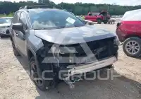 2021 Toyota RAV4 фото