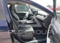 2021 Toyota RAV4 фото