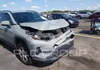 2021 Toyota RAV4 photo