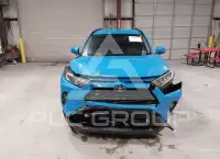 2021 Toyota RAV4 фото
