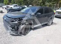 2021 Toyota RAV4 фото