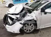 2021 Toyota COROLLA фото