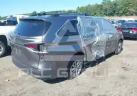 2021 Toyota SIENNA photo