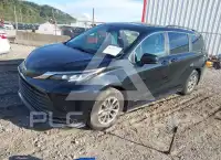 2021 Toyota SIENNA photo