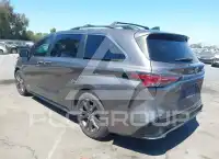 2021 Toyota SIENNA фото