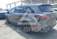 2021 Toyota SIENNA фото