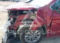 2021 Toyota SIENNA фото