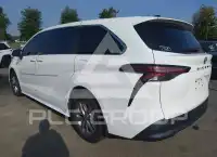 2021 Toyota SIENNA photo