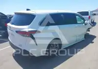 2021 Toyota SIENNA photo