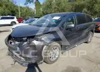 2021 Toyota SIENNA photo