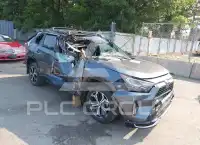 2021 Toyota RAV4 фото