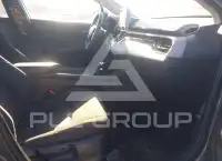 2021 Toyota C-HR photo