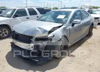 2021 Toyota CAMRY фото