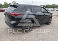 2021 Toyota Highlander фото