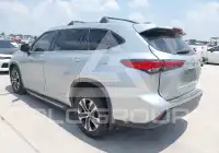 2021 Toyota Highlander фото