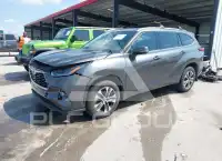 2021 Toyota Highlander фото