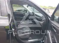 2021 Toyota Highlander photo