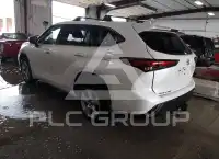 2021 Toyota Highlander photo