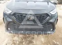 2021 Toyota Highlander photo