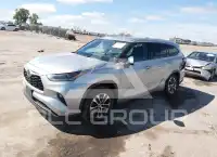 2021 Toyota Highlander фото