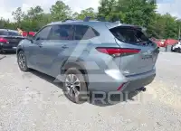 2021 Toyota Highlander фото