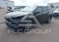 2021 Toyota Highlander photo