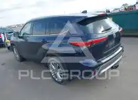 2021 Toyota Highlander фото