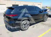 2021 Toyota Highlander фото