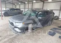 2021 Toyota Highlander фото