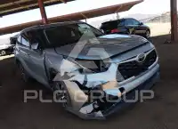 2021 Toyota Highlander photo