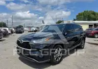 2021 Toyota Highlander photo