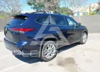 2021 Toyota Highlander photo