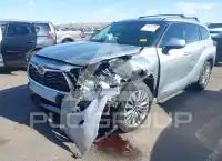 2021 Toyota Highlander фото