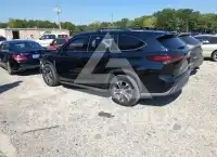 2021 Toyota Highlander фото