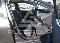 2021 Toyota PRIUS фото