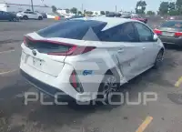 2021 Toyota PRIUS photo