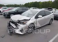 2021 Toyota PRIUS фото