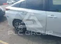 2021 Toyota PRIUS photo